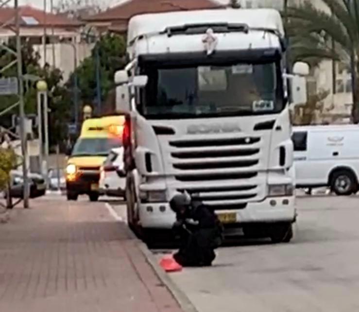 שקט מדומה: זר בלוני נפץ נחת בעיר שדרות
