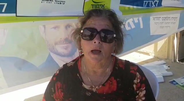 WhatsApp Video 2019-04-09 at 10.55.39