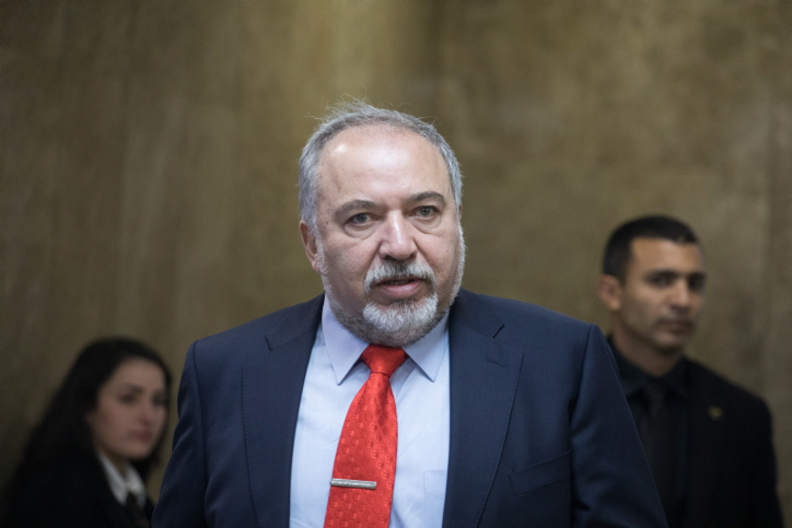 ליברמן תוקף: "השפלה במקום הרתעה"
