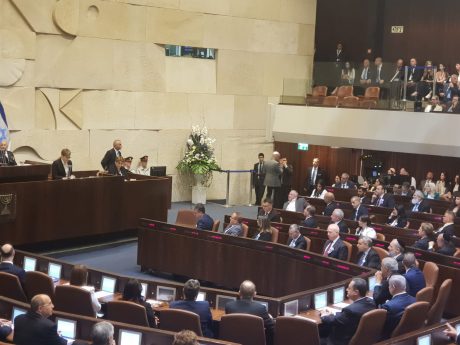 גלריה: חברי הכנסת ה-21 יוצאים לדרך