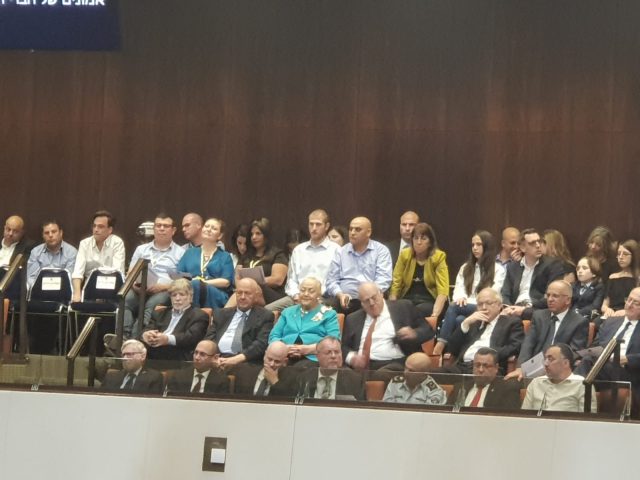 צפו בשידור חי: השבעת הכנסת ה-21