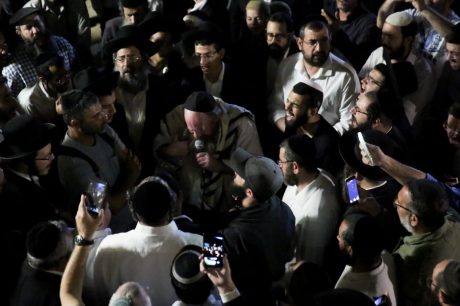 אלפים בהילולת יהושע בן נון בשומרון