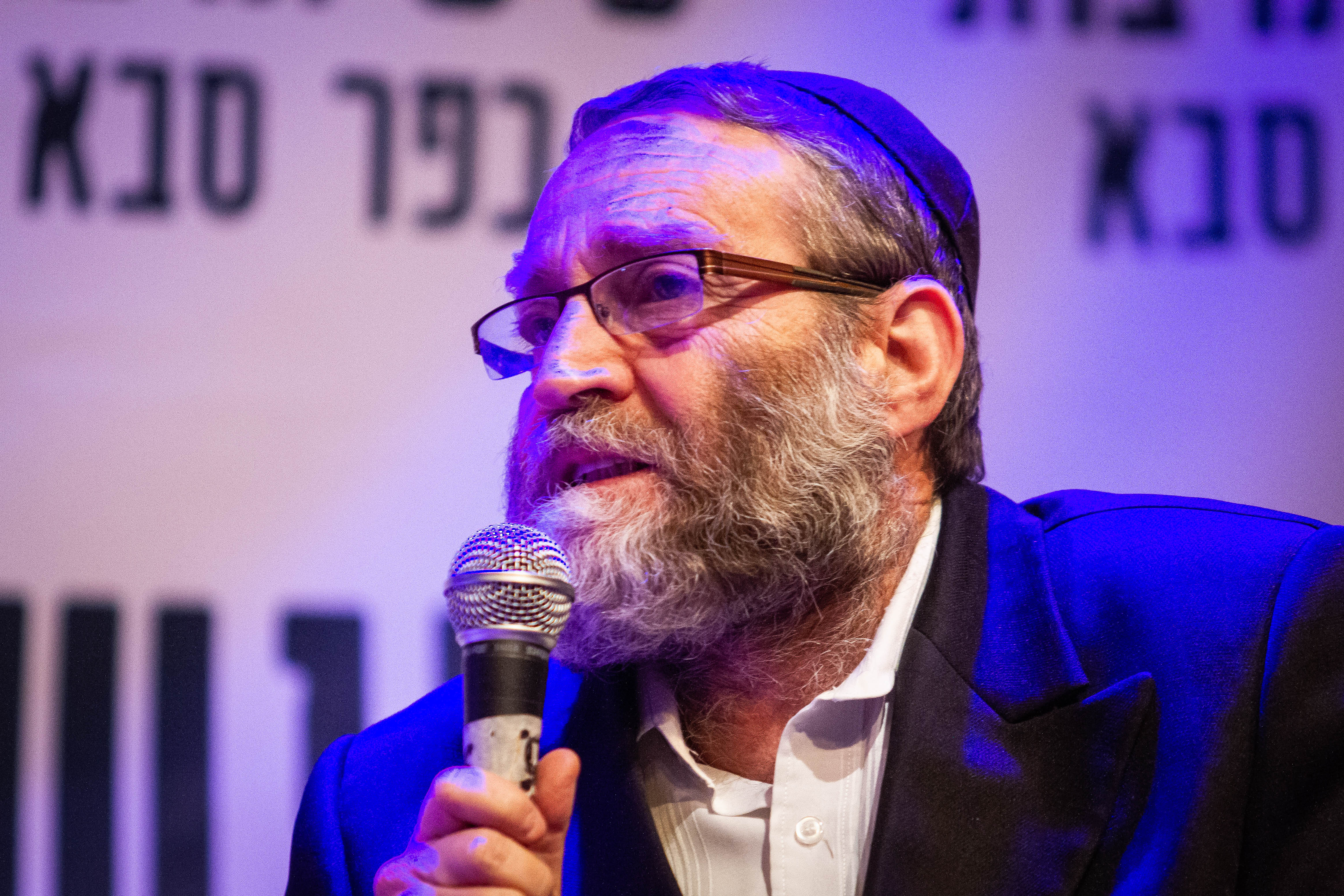גפני תוקף את ליברמן: "שימשיך לחלום"