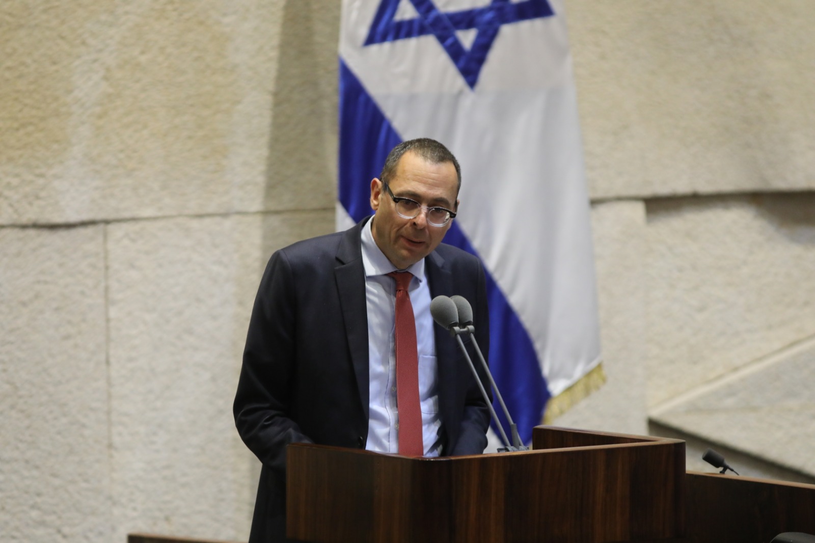 צבי האוזר בנאום הבכורה: "ישראל תפעל לפירוז עזה"