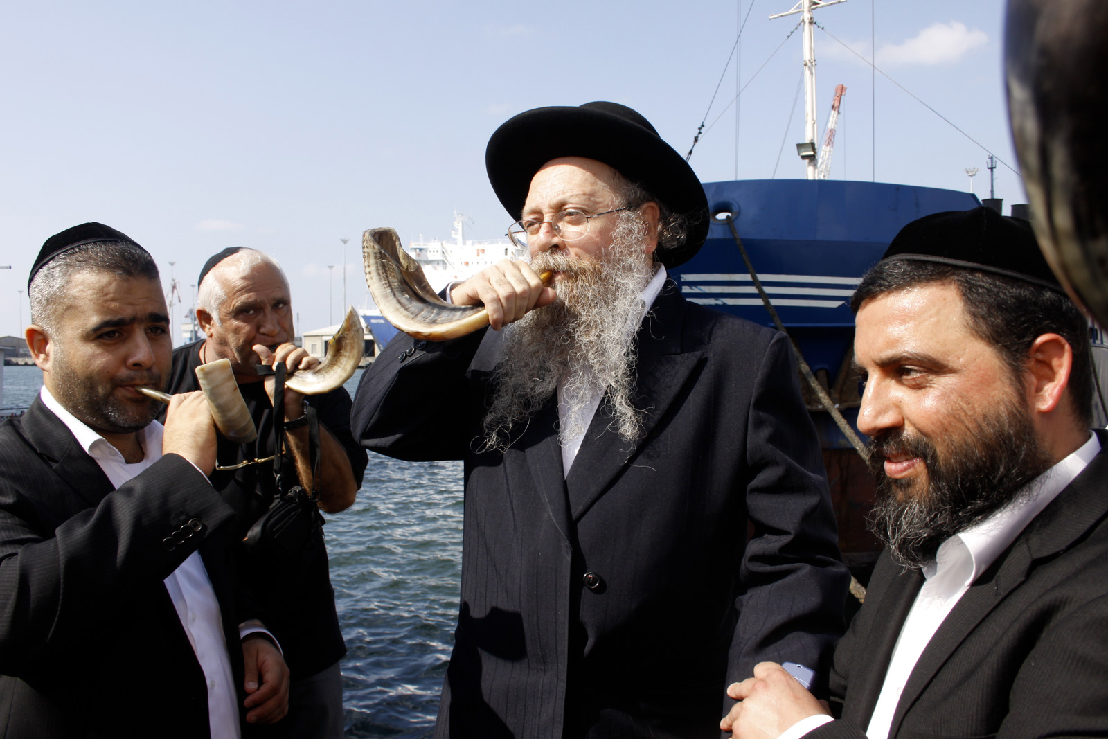 הנשק הסודי של צה"ל: מקובל שמוצא מנהרות