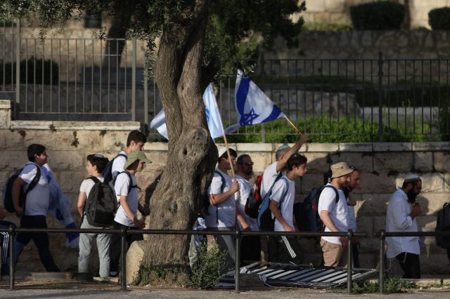 גלריית ענק: רבבות חגגו בריקוד הדגלים. תיעוד