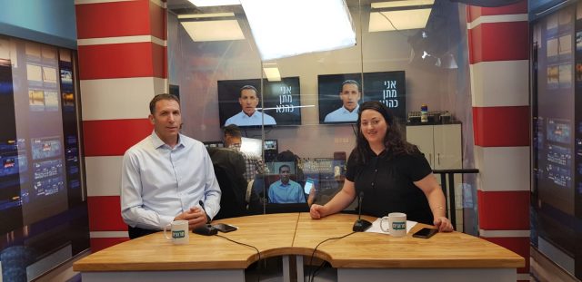 "בנט מגיע ממקום צנוע, לא יתעקש על המקום הראשון"