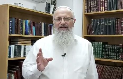 הרב אליהו: "מתנצל בפני מי שנפגע; אבל זאת האמת"