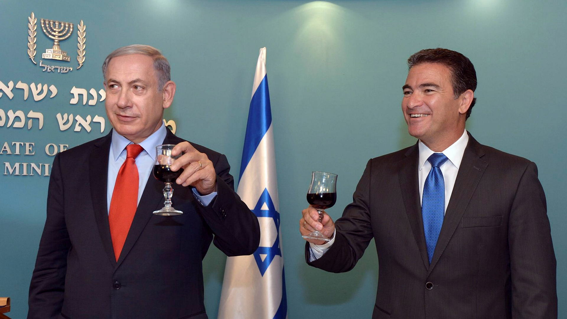 העדה בתיק 1,000: ראש המוסד קנה סיגרים לנתניהו
