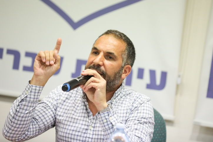 רון קובי התלונן במשטרה שהותקף בבניין העירייה