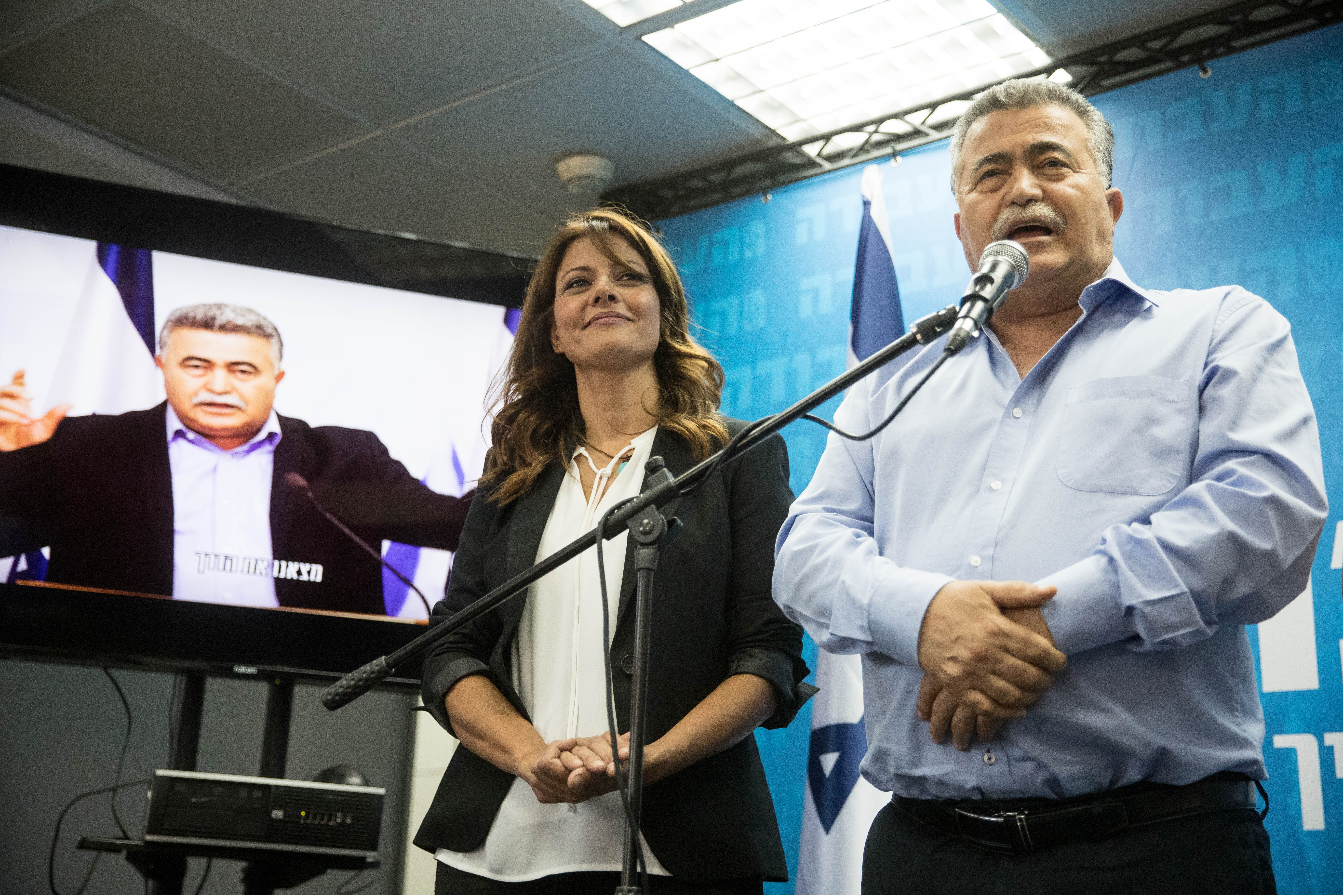אושר הפיצול של אורלי לוי: "הצהרתי שזה חיבור טכני"