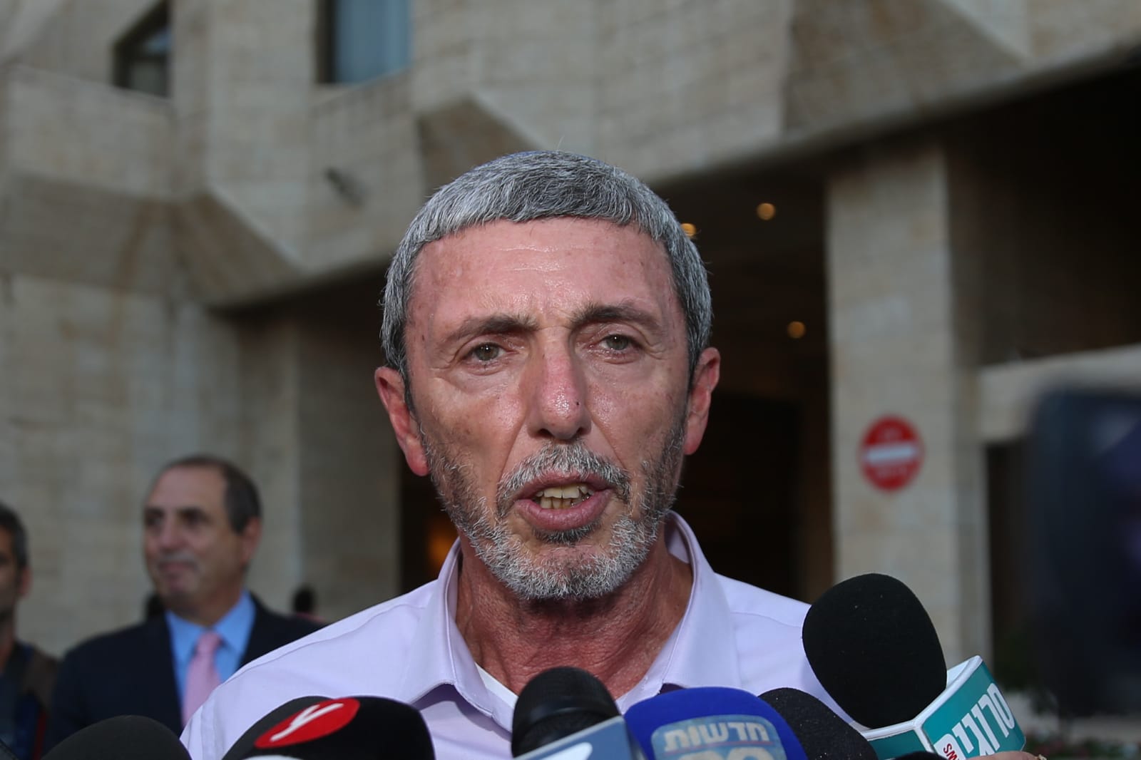 הרב רפי להורביץ:"כשהגשת ברדיו, אני חילצתי פצועים"
