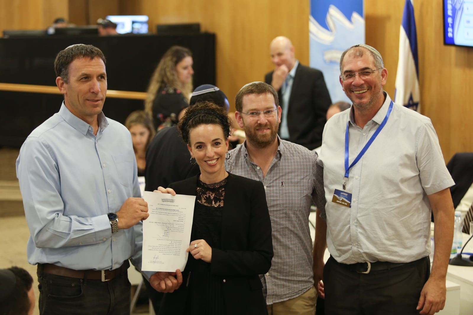 3 מפלגות