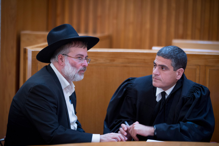 כתב אישום נגד בכירי עיתון "הפלס" על סחיטה באיומים