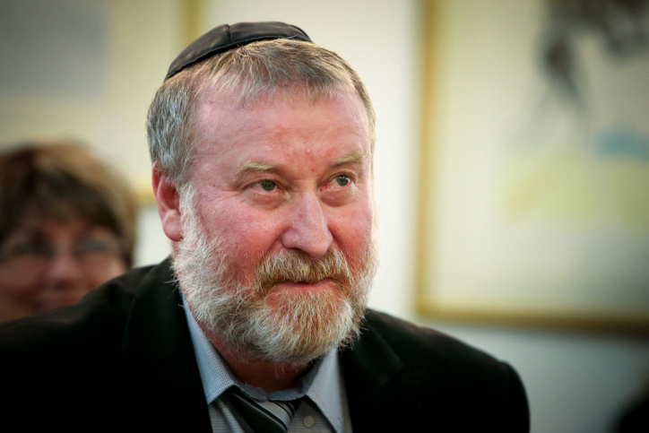דיווח: היועמ"ש החליט, צפוי להודיע מחר על תיקי נתניהו