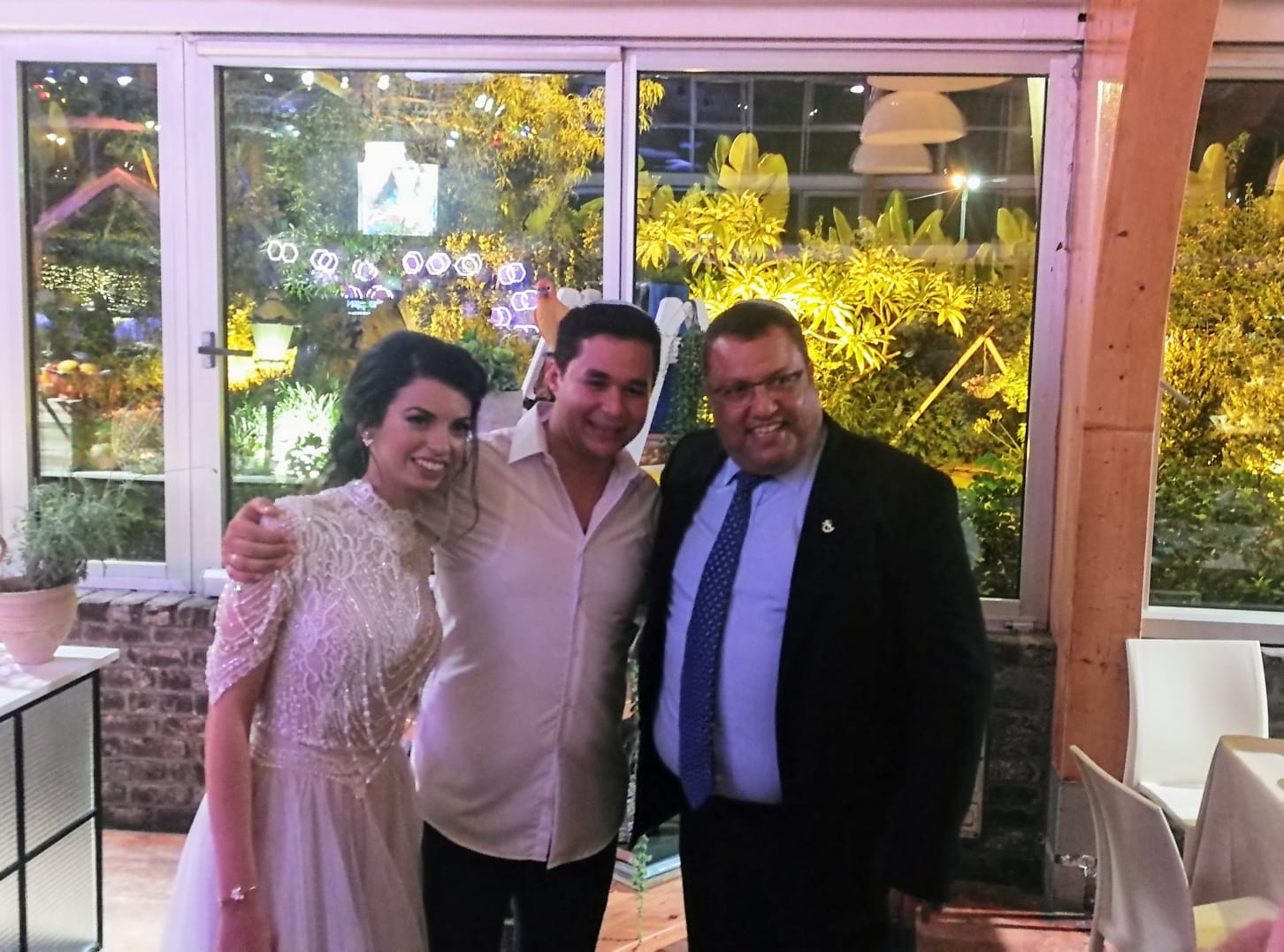 מרגש: דן אילוז התחתן והברנז'ה הגיע לשמח