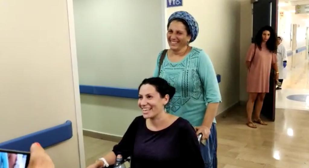 "מלאת הודיה": פצועת הפיגוע מאלעזר שוחררה