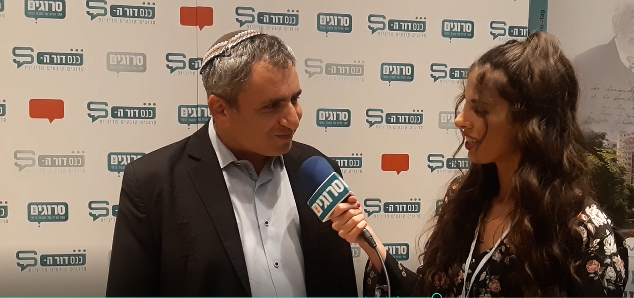 זאב אלקין: "גדלתי על קלטות של עופרה חזה". צפו