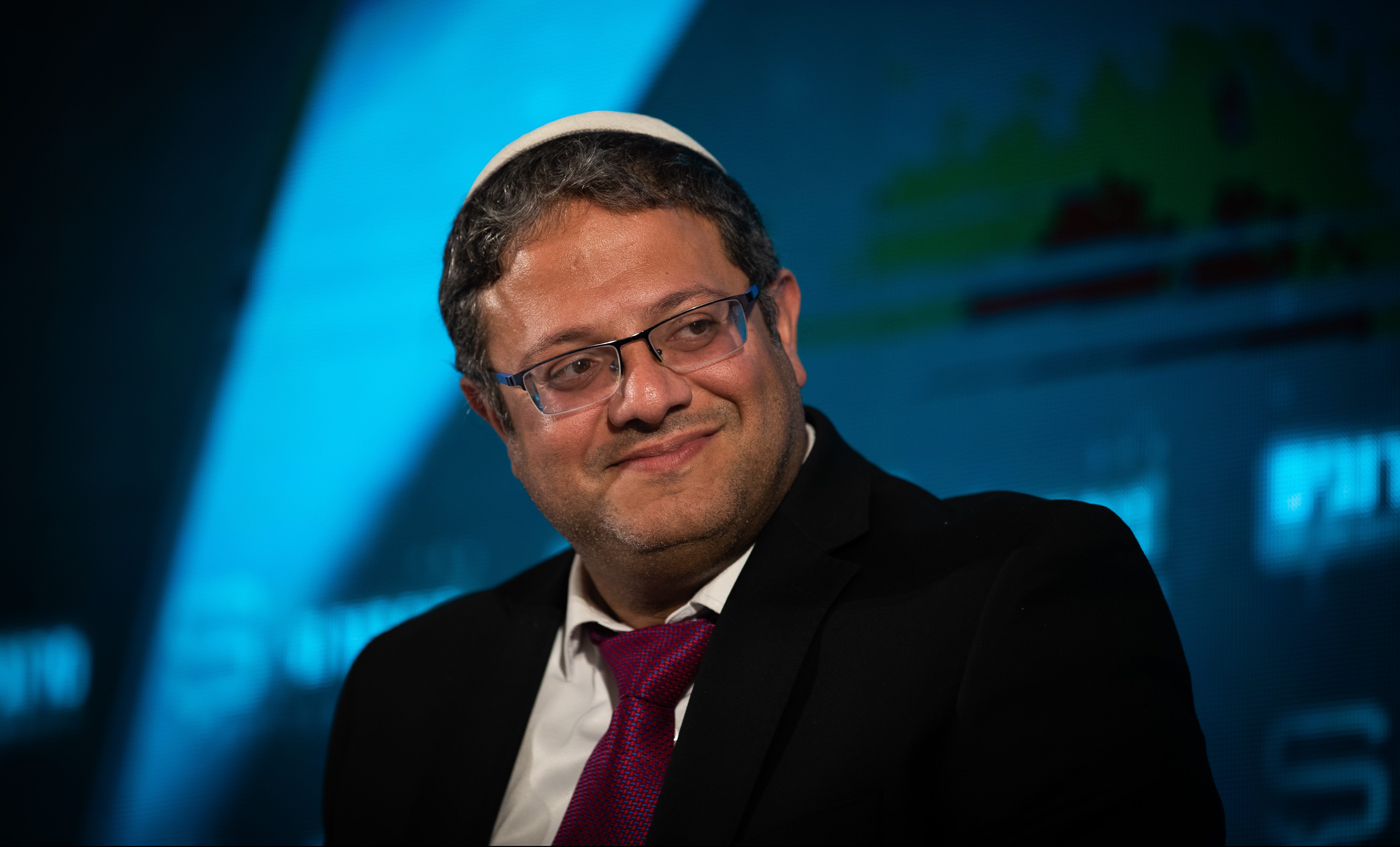 עוצמה יהודית: סמוטריץ' קורץ לגנץ
