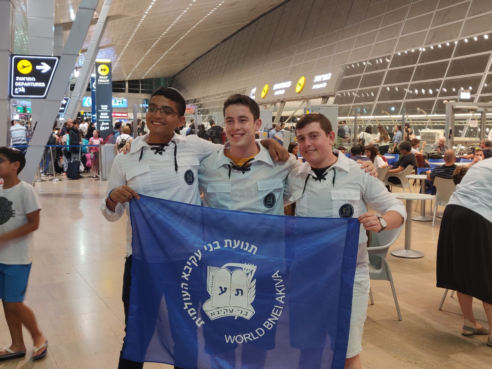 ארה"ב: שליחי בני עקיבא העולמית פונו בשל ההוריקן