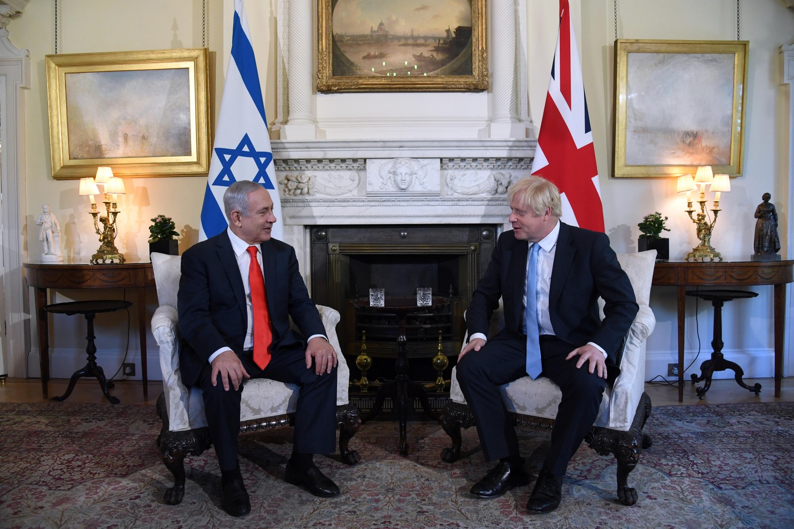 נתניהו נפגש עם ג'ונסון: "חבר טוב של העם היהודי"
