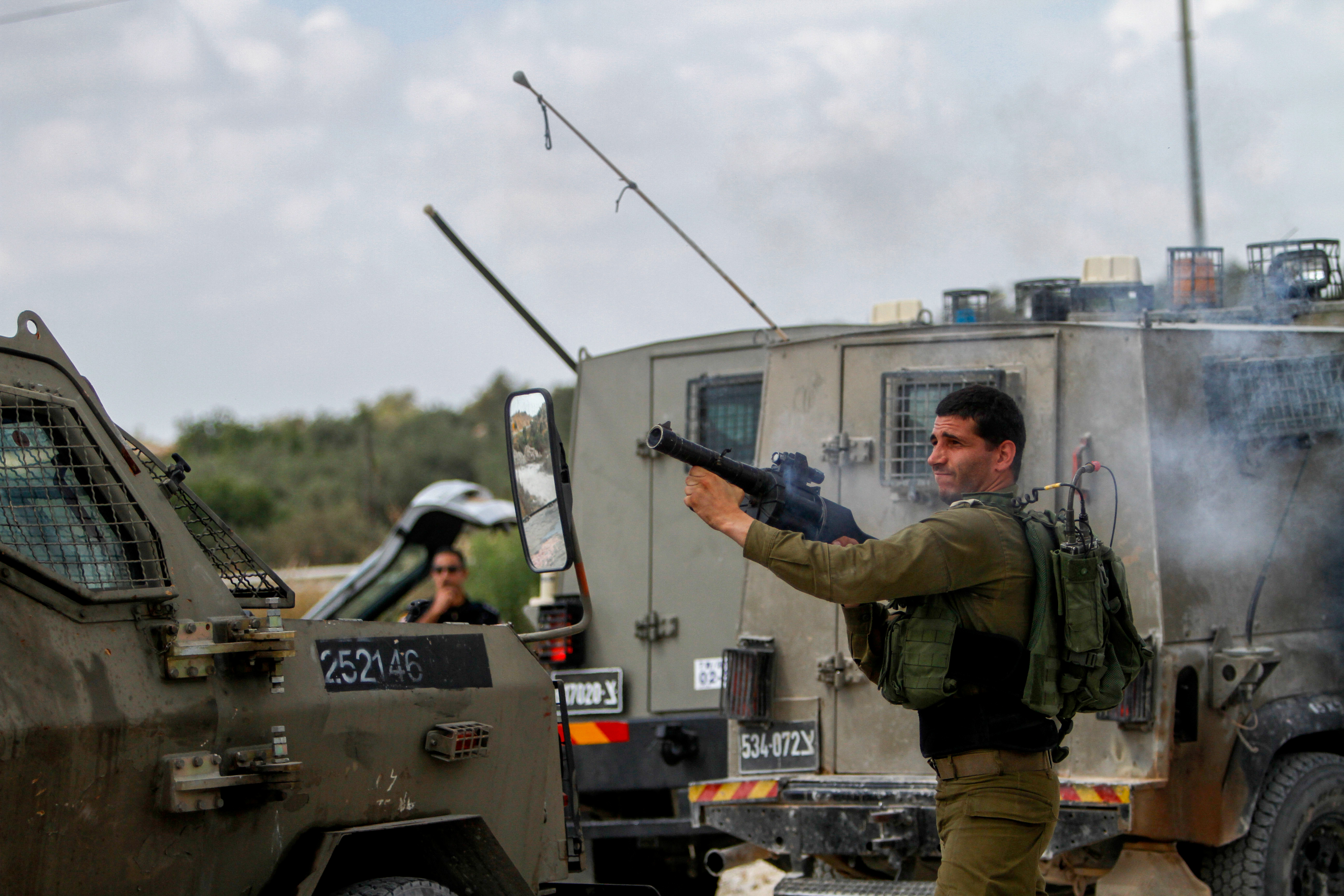 פיגוע דקירה בשומרון: אב ובנו נפצעו קל ובינוני