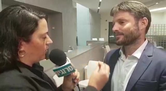 WhatsApp Video 2019-09-18 at 00.46.50