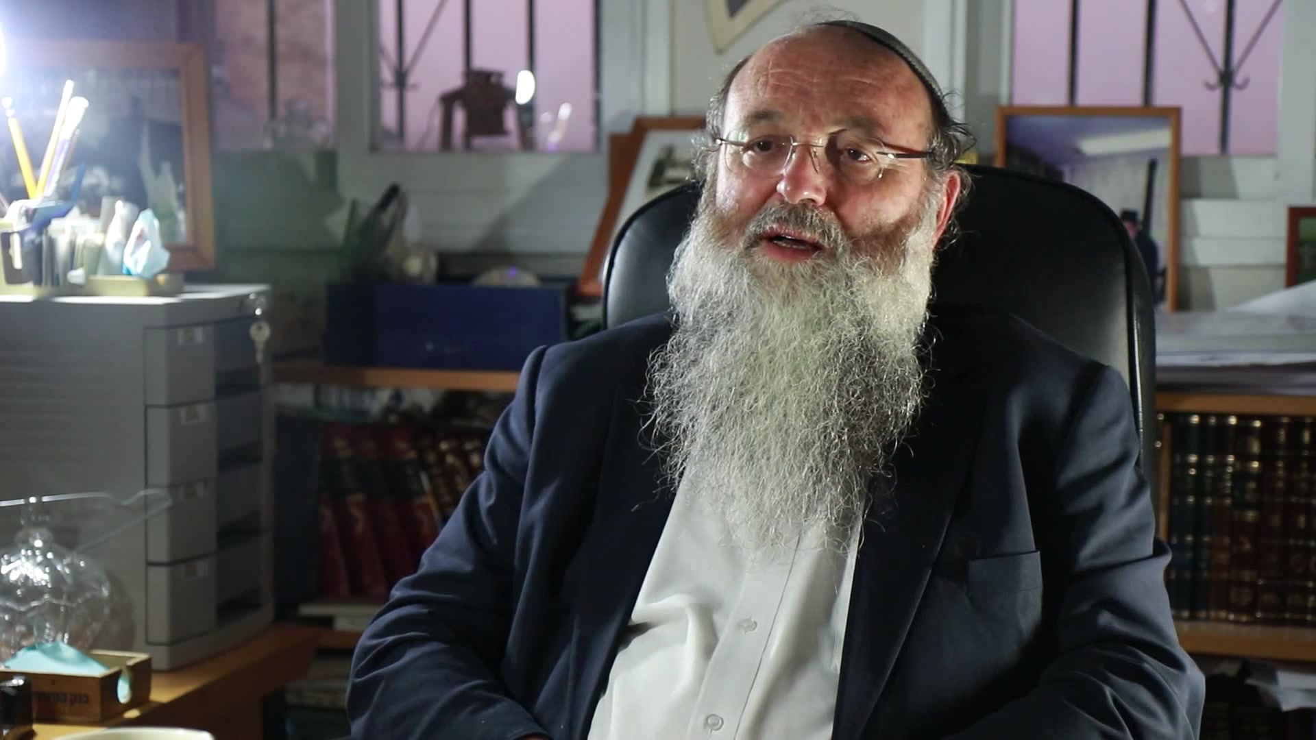 הרב שזורע בארץ לא זרועה | ד"ר חנה קטן