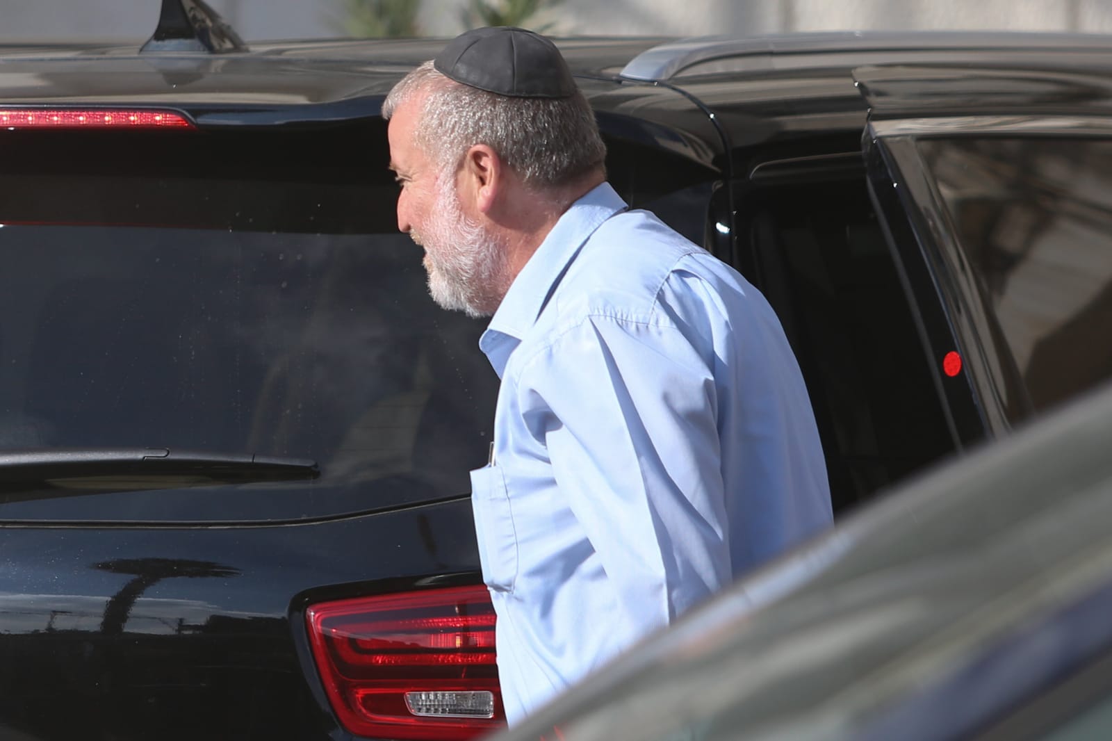 פרקליטי נתניהו: "עסקת טיעון לא באה בחשבון"