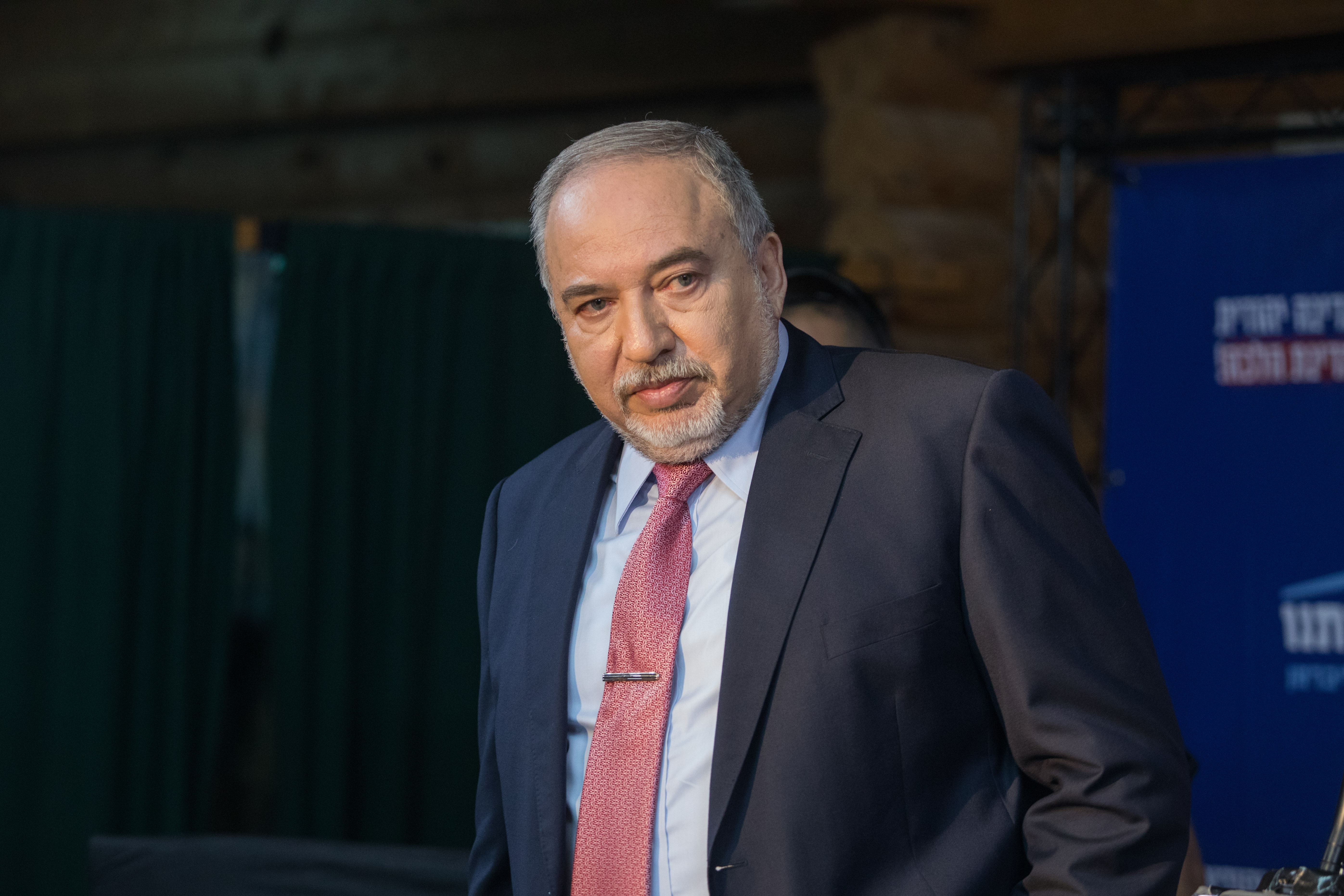 ליברמן חרץ את הדין: "ממשלה צרה תהיה צרה גדולה"