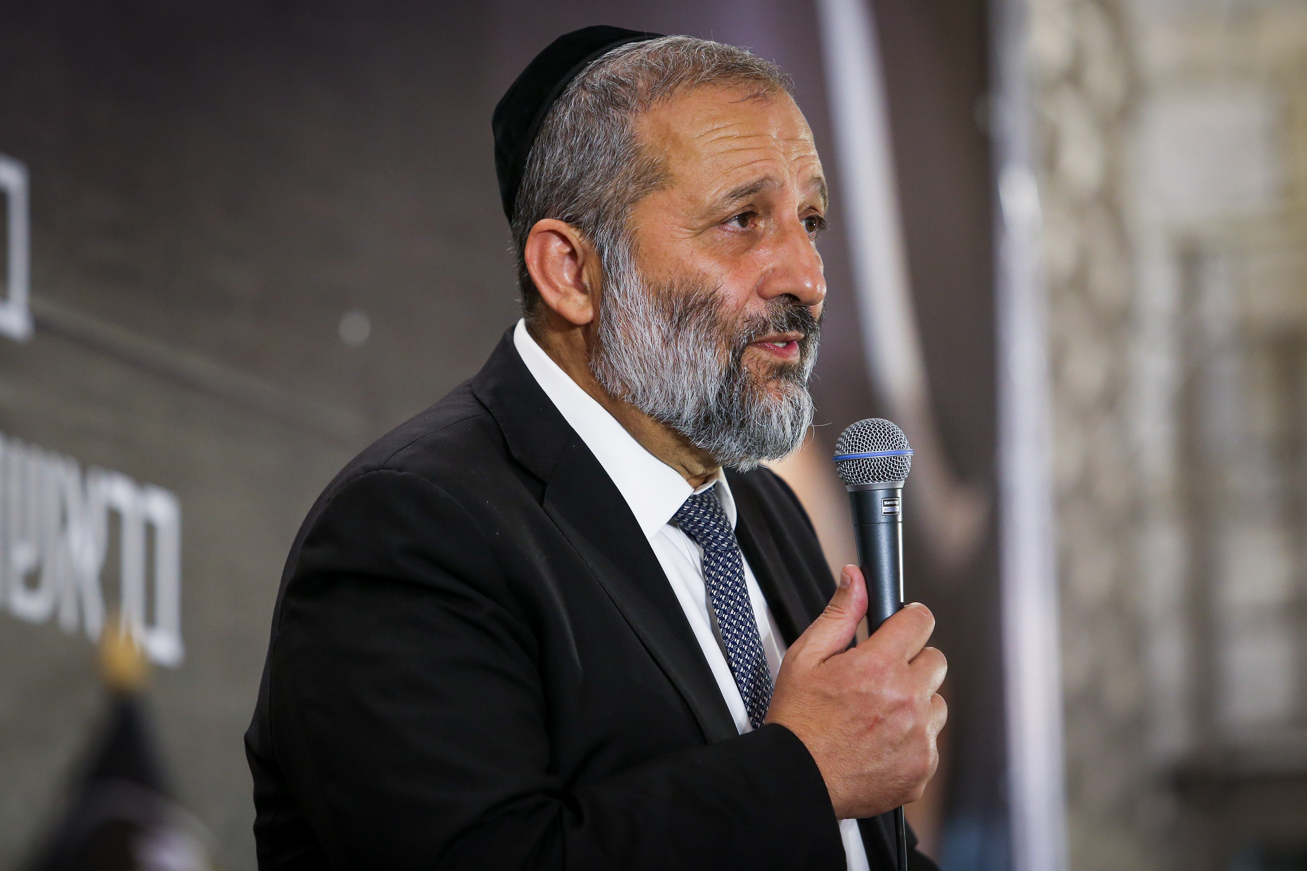 דרעי: "גנץ לא יקבל הצעה יותר טובה משקיבל מנתניהו"