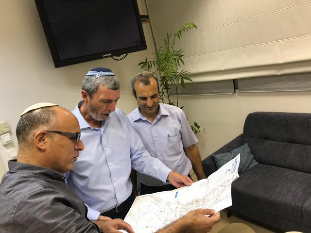 מחשבון הטוויטר של הרב רפי פרץ