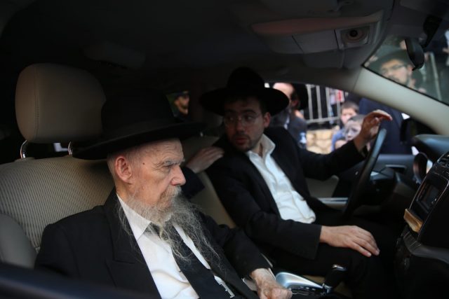 גלריה: רבבות בהלוויית הרב ניסים קרליץ זצ"ל