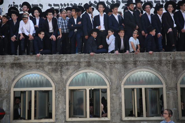 גלריה: רבבות בהלוויית הרב ניסים קרליץ זצ"ל