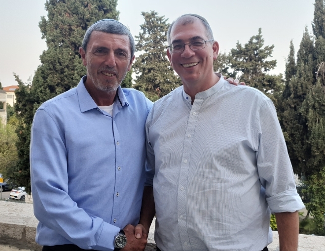 ניתן ללא קרדיט