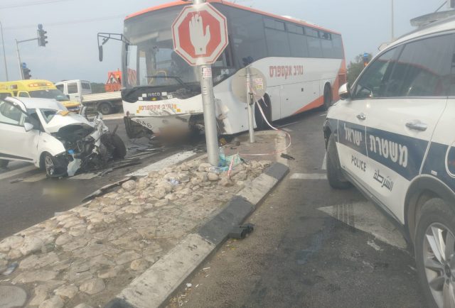 תאונת הדרכים בכביש 70, בת 30 נהרגה (קרדיט: דוברות המשטרה)