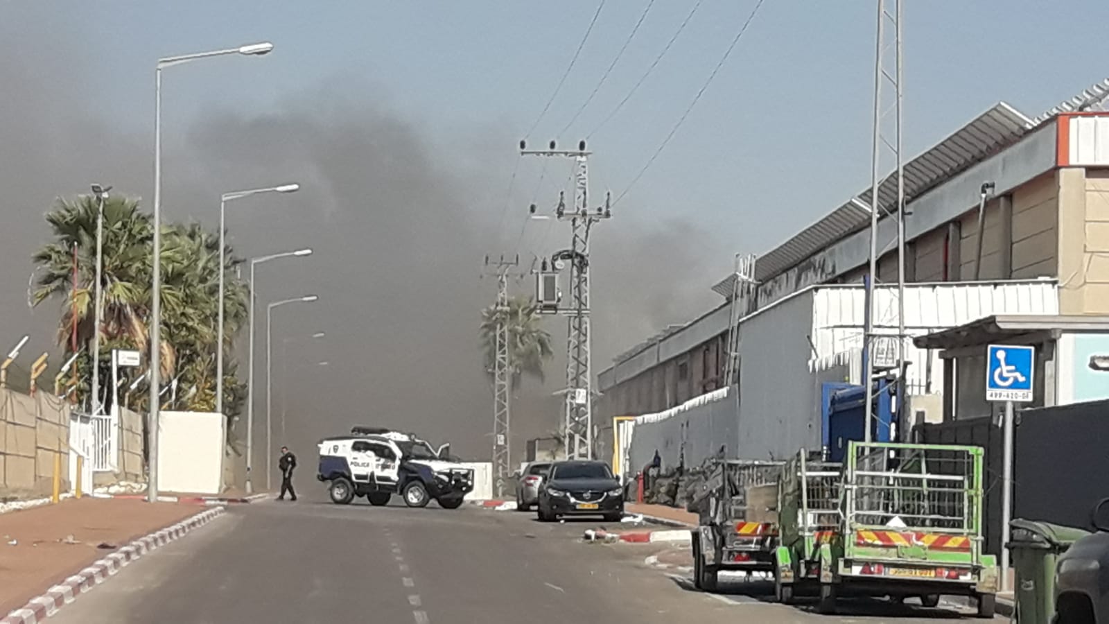 נזק נגרם למפעל בשדרות: נפגע מפגיעה ישירה מרקטה
