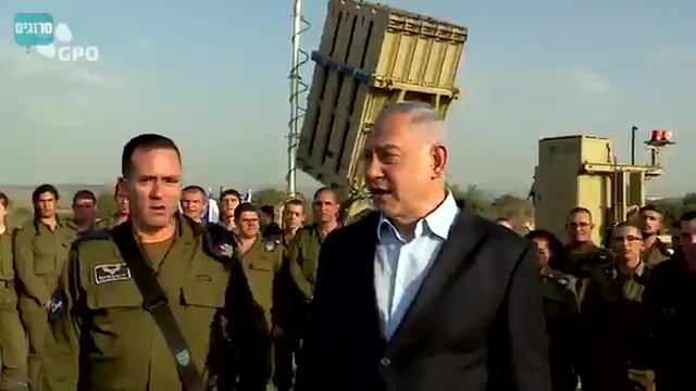 נתניהו מרכז יירוטים ובסוללת כיפת ברזל במרכז הארץ