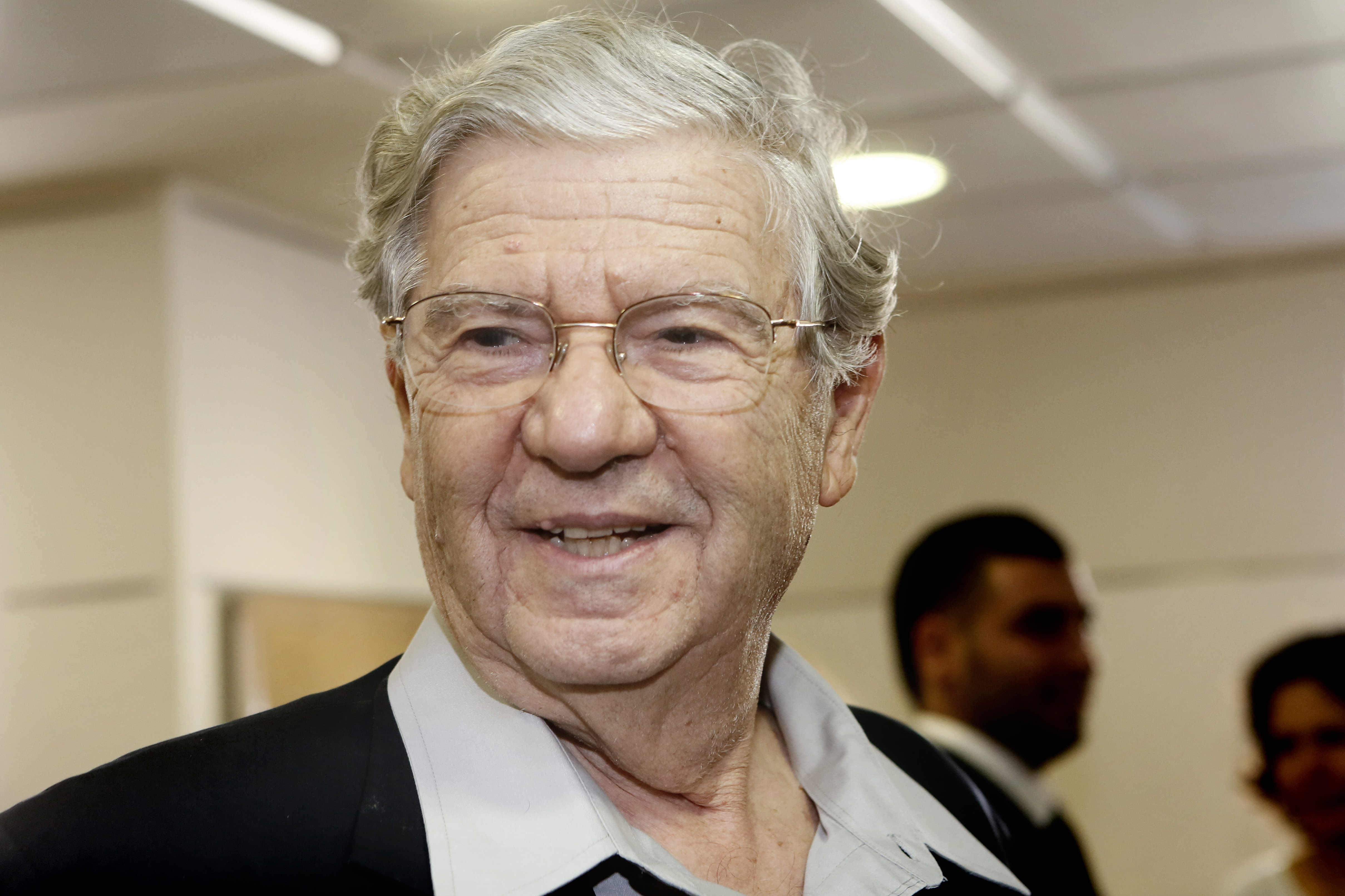עו"ד על הפרשה • פרשנו חוזים "ברחל בתך הקטנה"