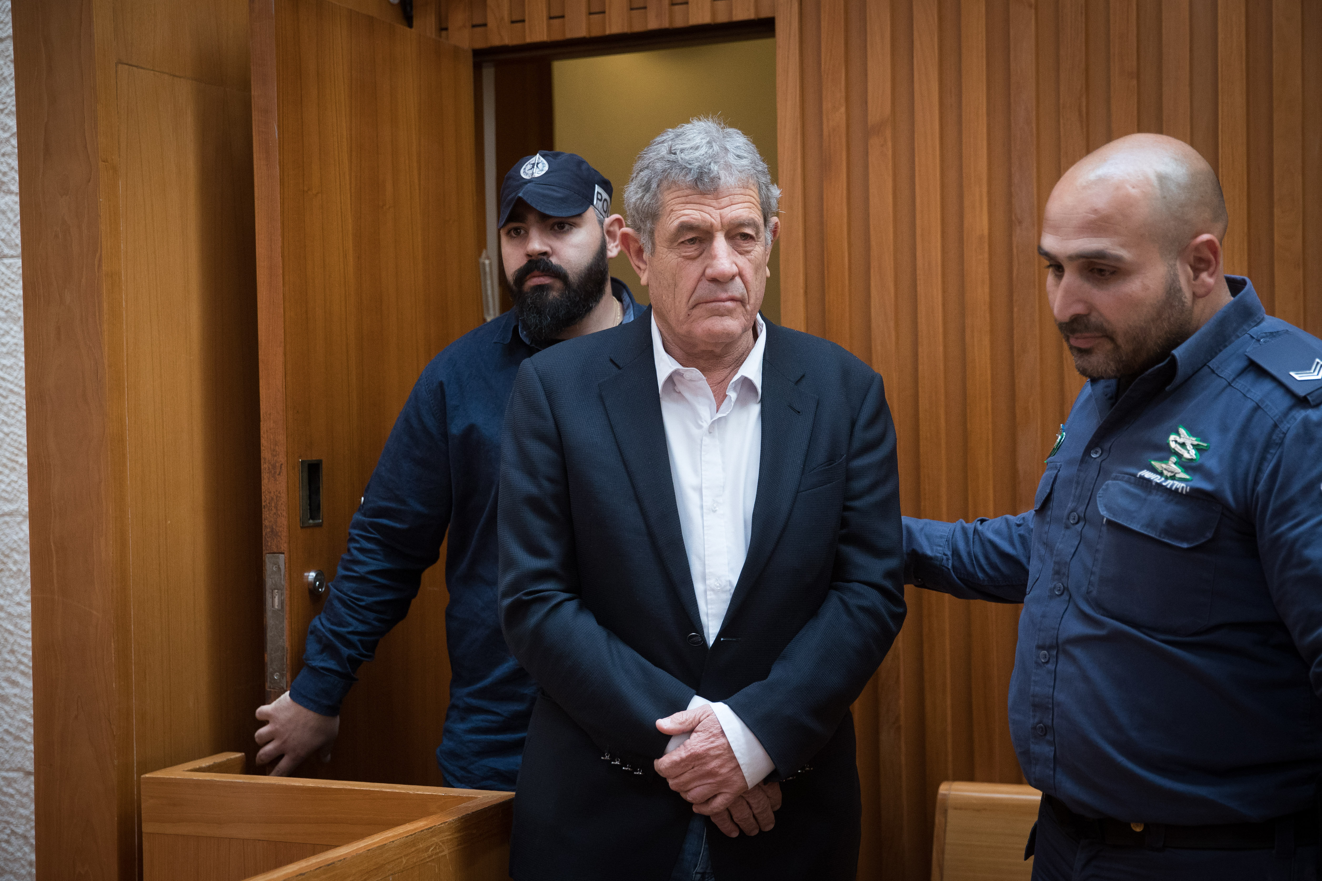 מיקי גנור, מונה כסוכן טיסנקרופ בישראל בזכות תמיכת מפקד חיל הים לשעבר