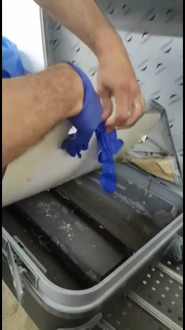 הדופן בה נמצאו הסמים (קרדיט: דוברות המשטרה)