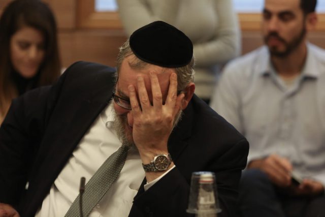אוי א ברוך, ח"כ יעקב אשר