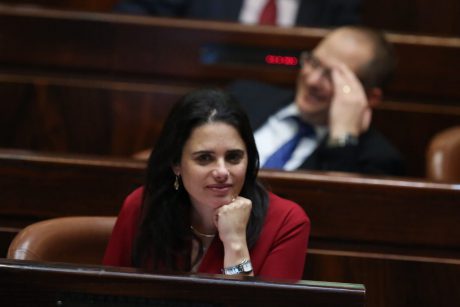 פיזור הכנסת ה- 22: כך זה נראה. תיעוד רגע אחר רגע