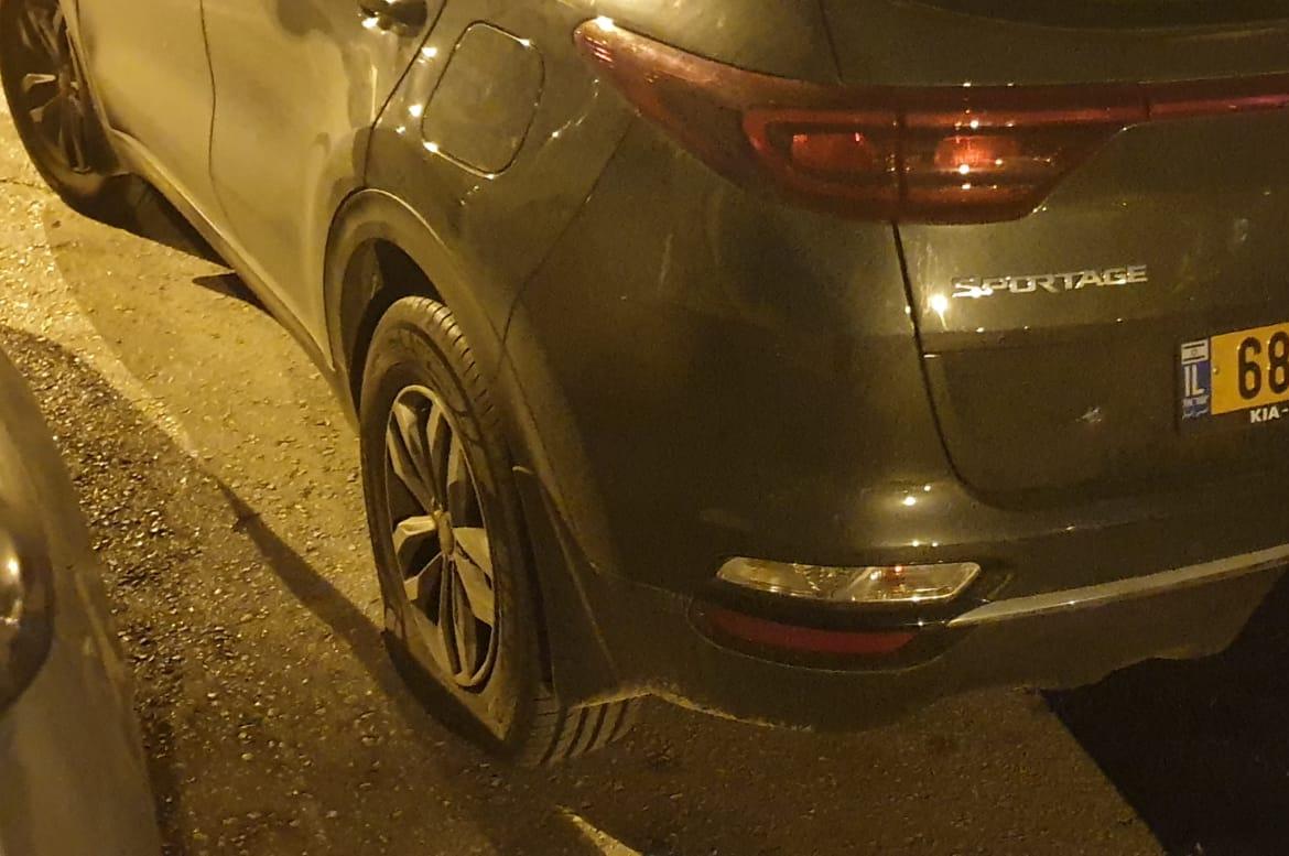 פשע שנאה בירושלים: 5 רכבים פונצ'רו בחניון הר ציון