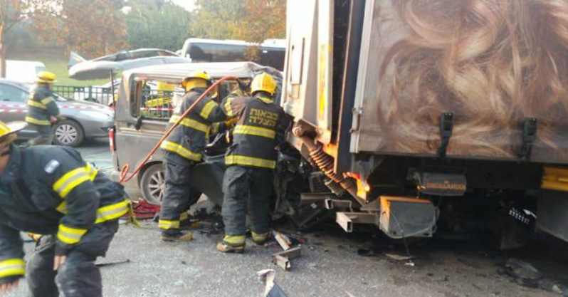 תאונה קשה ברמת גן: שני הרוגים ו-6 פצועים במקום