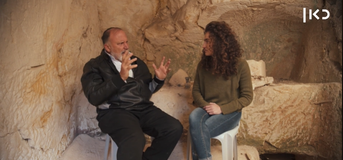 צפו: הירושלמי שגילה מערת קבורה עתיקה מתחת לביתו