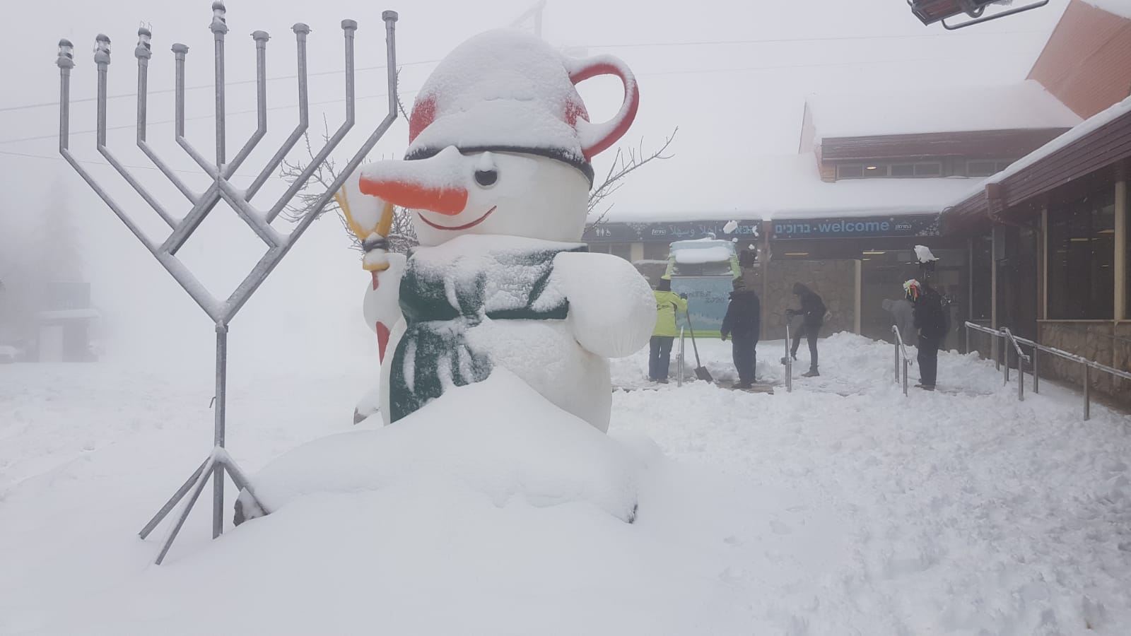 זרימות אדירות; חצי מטר של שלג בחרמון. צפו בתיעוד