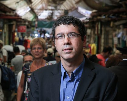נחוצה לנו מערכת משפט שלא תעסוק בהנהגת היקום