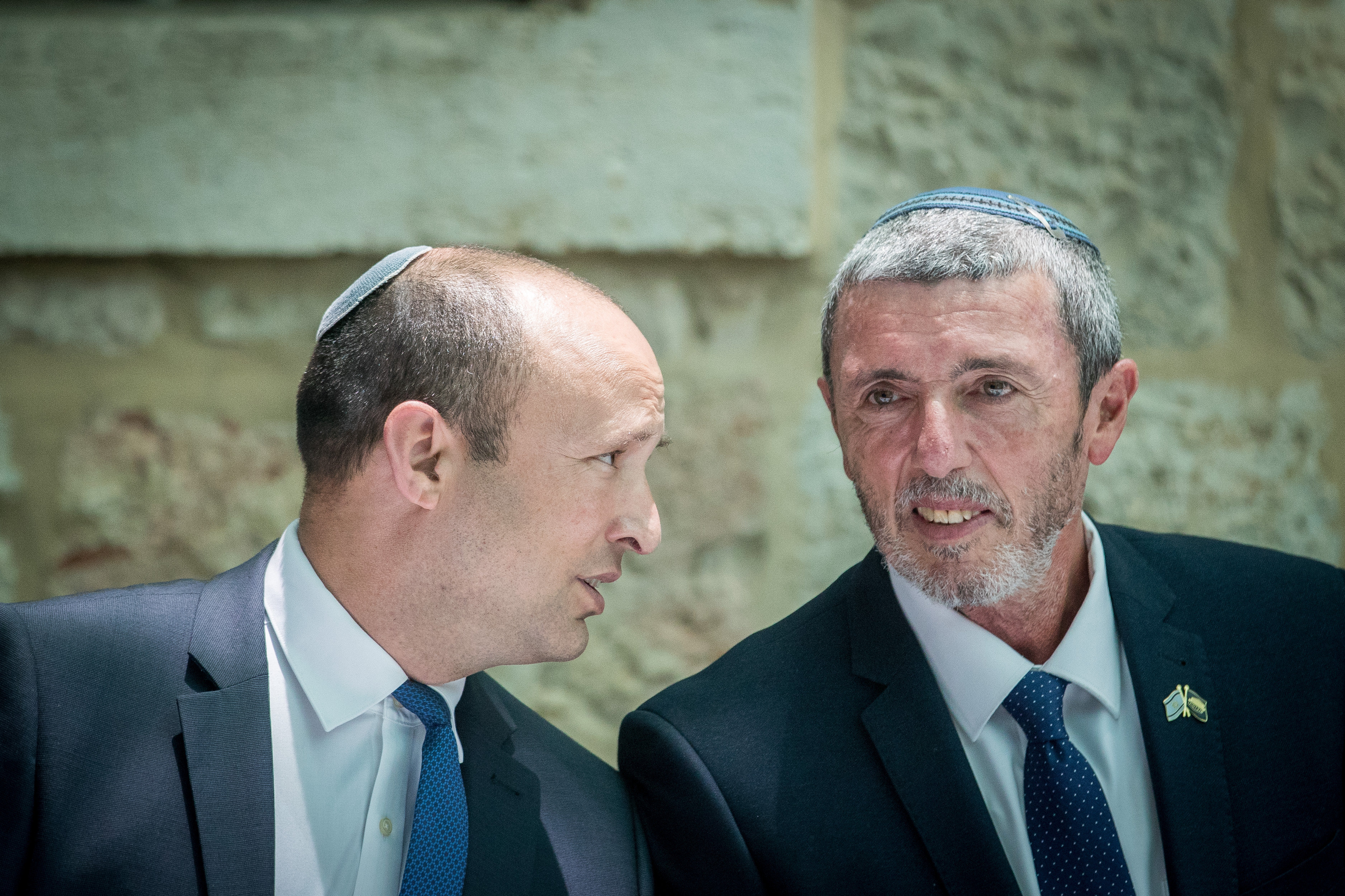 הסתיימה הפגישה עם רה"מ, הרב רפי ובנט יצאו לכנסת