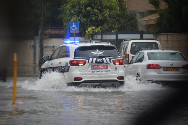 נערכים לסופה: לקראת הסערה-הנחיות מצילות חיים
